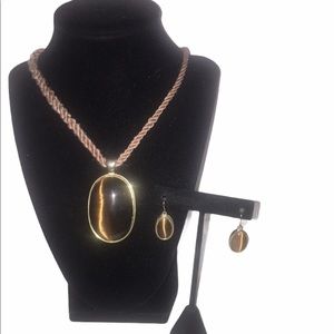 Faux Tigers Eye Necklace And Earrings